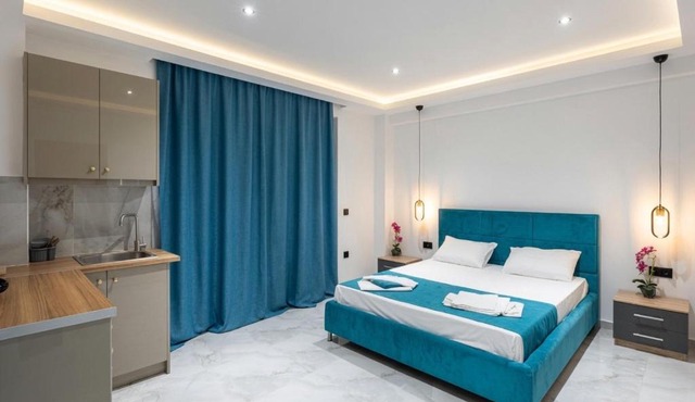 Central Luxury Rooms