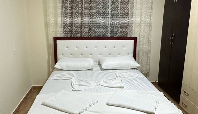 Charming bed & breakfast in tranquil Qarku i Durrësit with AC