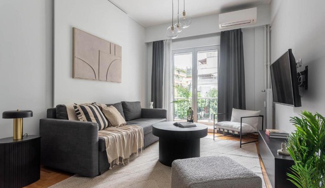 Charming & Comfy 2BD Apartment in Acropolis Area by UPSTREET