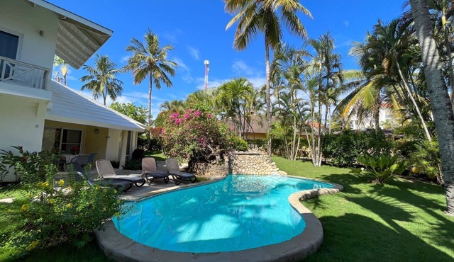Charming ocean front 2 bd villa in Cabarete Center