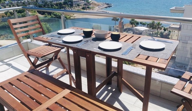 Charming Seafront Appartment
