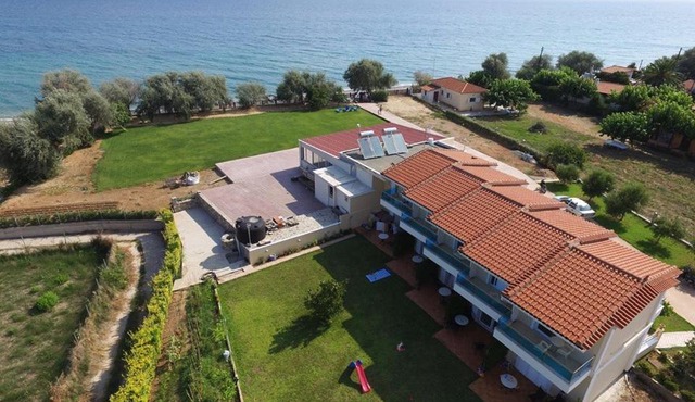 Christopoulos Villas