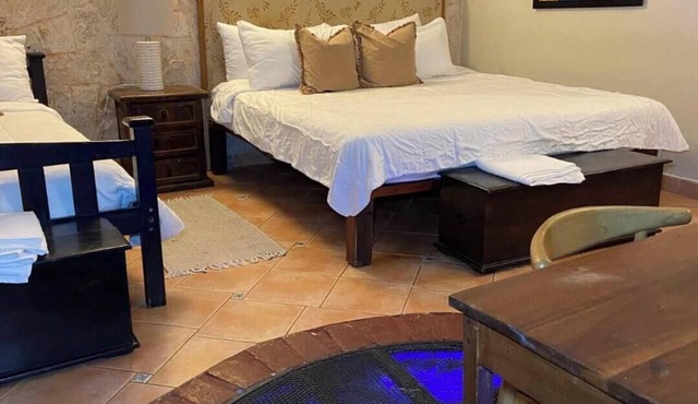 Colonial Mansion Hotel | Rooms King Ferdinand II, Breakfast Included