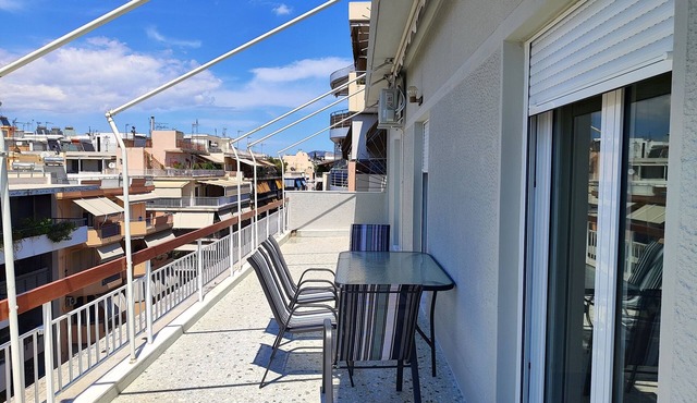 Comfortable penthouse in Kallithea