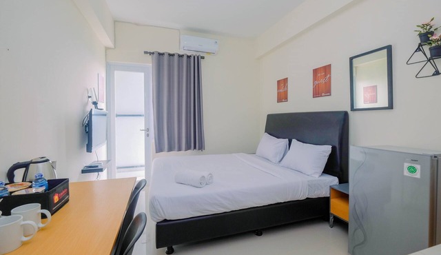 Comfy Studio Bogorienze Resort Apartment near The Jungle Fest By Travelio