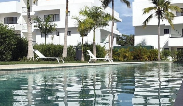 Condo near beach + private pool on balcony