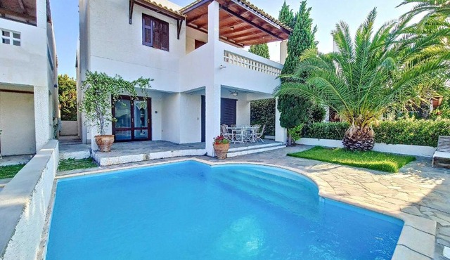 Cosy Garden Flat, Beach, Pool