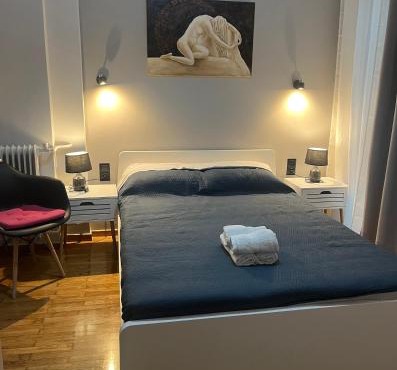 Cozy flat in Hilton, central Athens, 3' metro, VFM!