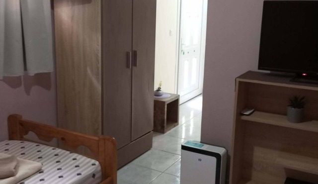 Cozy Single Studio Apartment-22