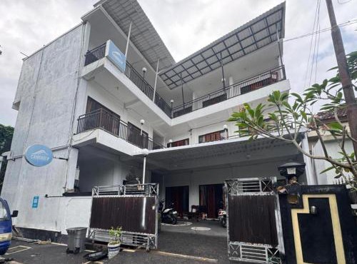 Cozzy Canggu 77 Guest House