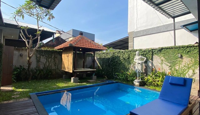 Cozzy Ketewel Beach Villa