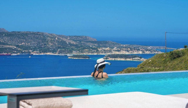 Creticum Mare - Above the Cretan Blue by etouri