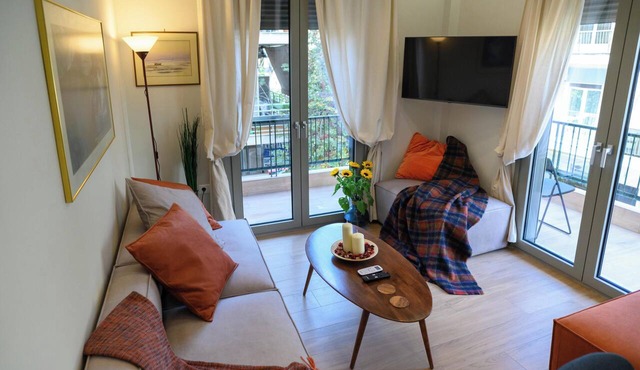 Daisy's Deluxe Athenian 2bedroom by MPS