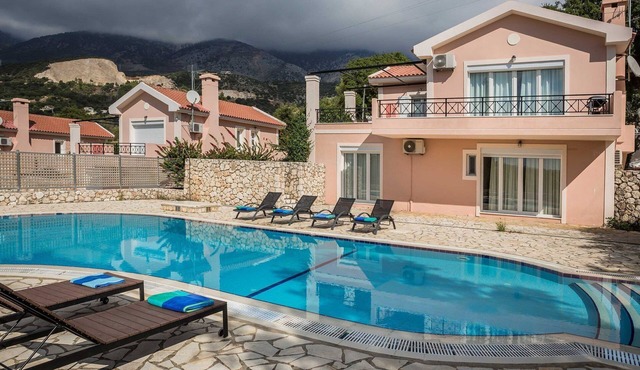 Delightful Kefalonia Villa | 3 Bedrooms | Villa Mare Blue | Private Pool