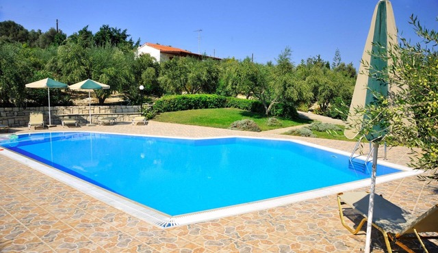 Deluxe Villa Crete | Villa Lefkothea | 4 Bedroom | Swimming Pool