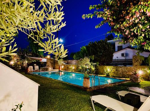 Dimitra's Maisonette at Rafaella Resort