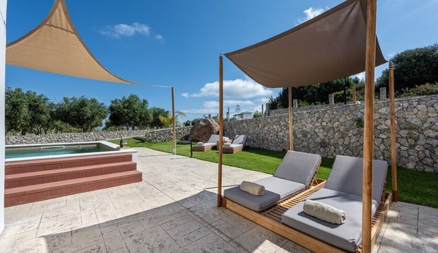 Elaionas Luxe w/Private Pool : No.1