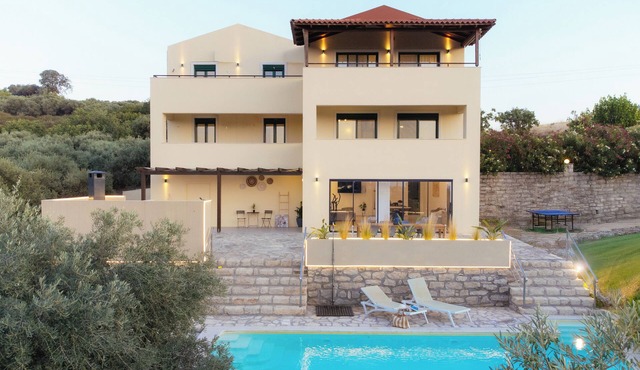 Elarchon Villa - Ultima Privacy