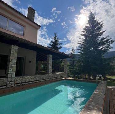 eleni's villa