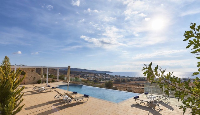 Elkysti Crete