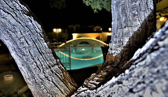 Elpida Hotel