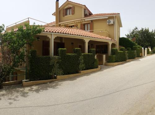 Epi Apartments