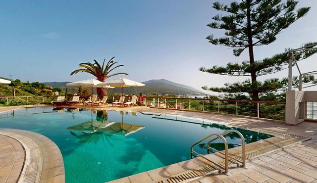 Epidavros Villas - Gardenia Garden Retreat with Shared Pool