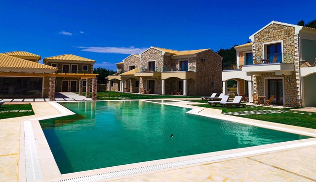 Erikousa Palace Double Suite 5