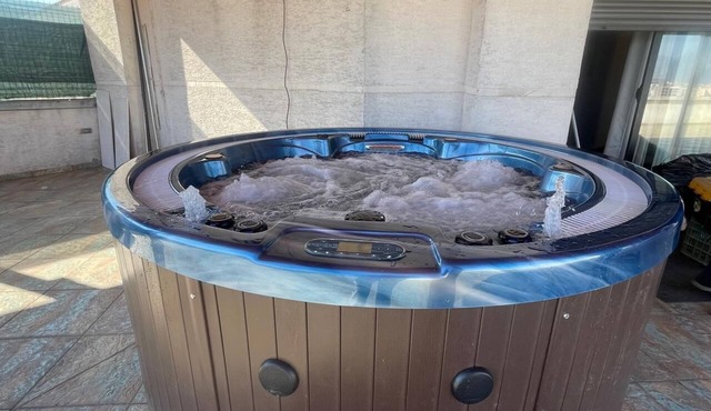 Exclusive 5BR Rooftop: 2 Hot Tubs, Plunge Pool & Stunning Tirana Views