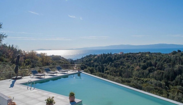 Exclusive Villa Petalouda