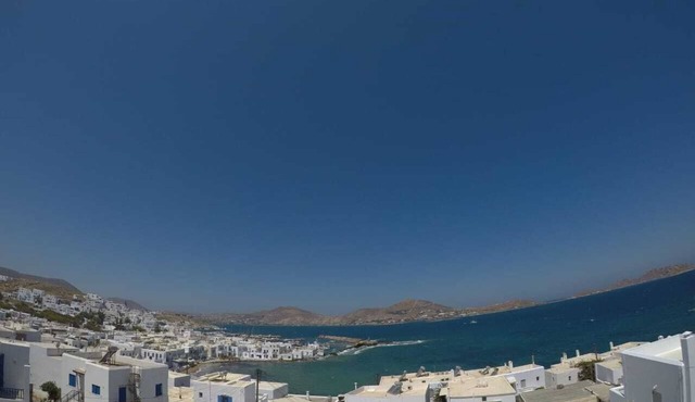 Fantastic Cycladic Maisonette ‘Olga’ in Naoussa Paros near the Old Port