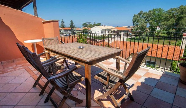 Fotios Roof apartment