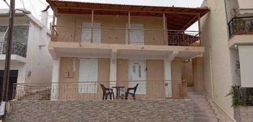 Fotis' HOUSE