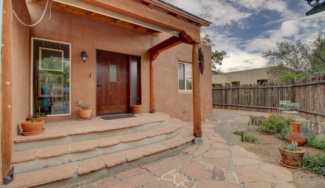 Freshly Refurbished Nob Hill Home in Albuquerque