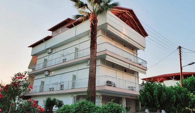 Frideriki Apartments
