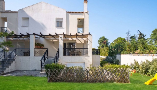 Glarokavos Escape Villa by RentalsPro - Pefkohori