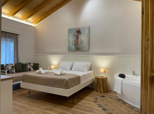 Goninos Jacuzzi Suite