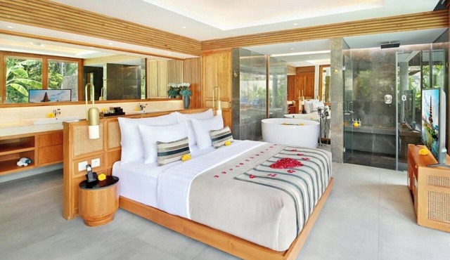 Grand Royal One Bedroom Private Pool in Resort Ubud