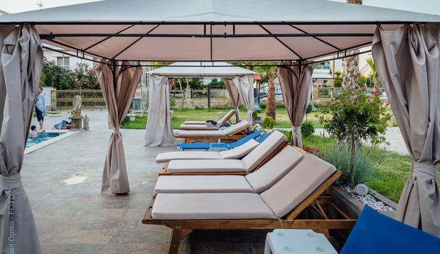 Greek Pride Ηotel and Apartments