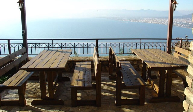 Ground Floor Studio Close to Kalamata & Beaches