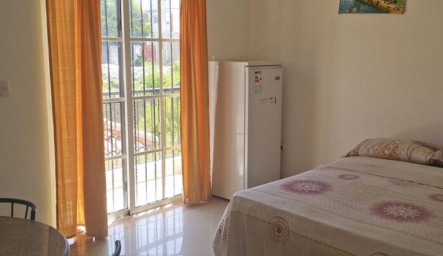 Guest-friendly studio in central Sosua available for long-term rental