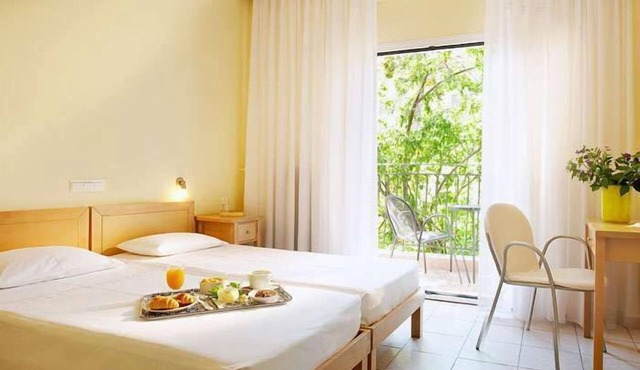Hanioti Hotel