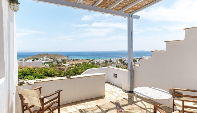 Holiday Home 'Anemologio 304 Tinos' with Sea View, Wi-Fi and Air Conditioning