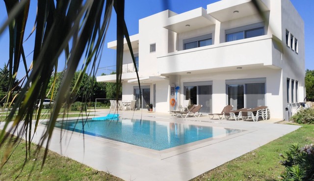 Home22 | Sea, Pool & Serenity, Rhodes