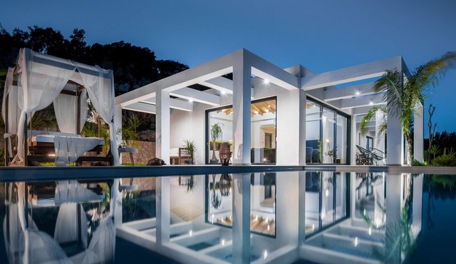 Horizon luxury villa