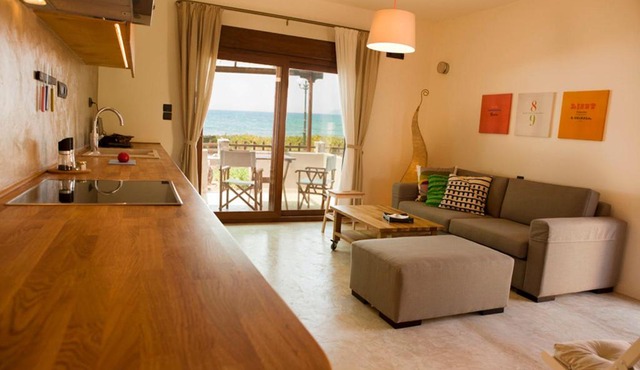 Horizonte Seafront Suites