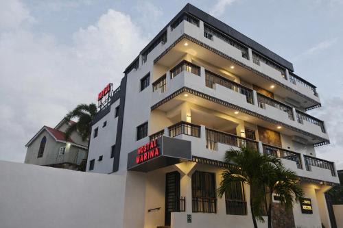 Hostal Marina Samana