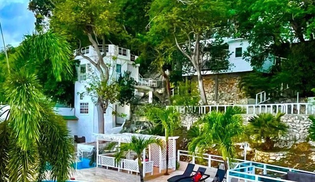 Hotel Daymond Blue