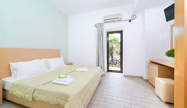 HOTEL ESPERIA
