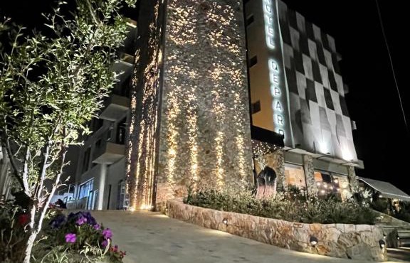 Hotel Qeparo